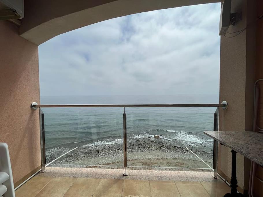 Apartamento A Pie De Playa Con Vistas Al Mar. Sorvilán Eksteriør bilde